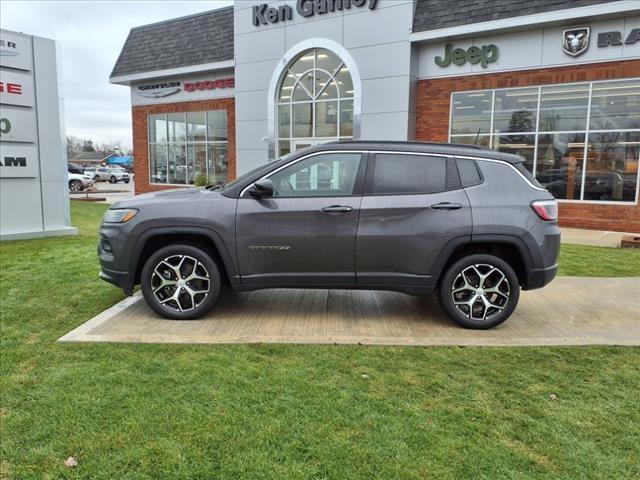 new 2024 Jeep Compass car, priced at $29,461