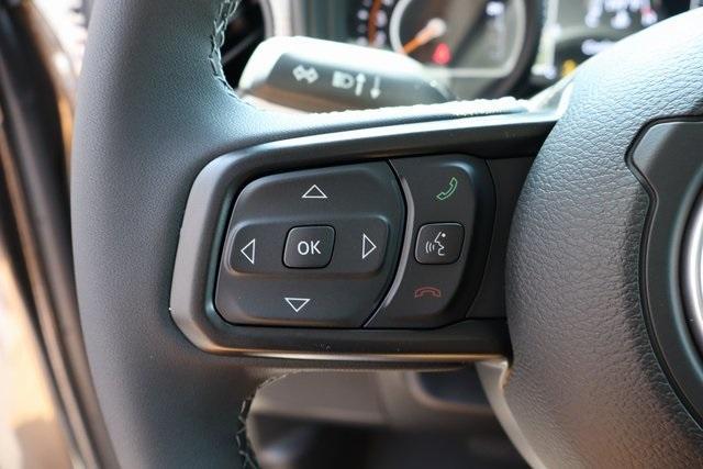 new 2025 Jeep Gladiator car, priced at $46,896