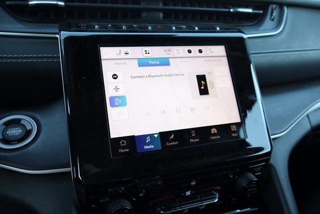 used 2022 Jeep Grand Cherokee car, priced at $34,900