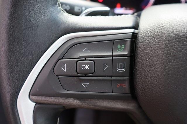 used 2022 Jeep Grand Cherokee car, priced at $34,900