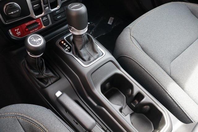 new 2025 Jeep Gladiator car, priced at $48,331