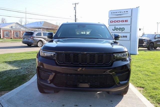 new 2025 Jeep Grand Cherokee car, priced at $43,730