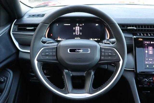 new 2025 Jeep Grand Cherokee car, priced at $43,730