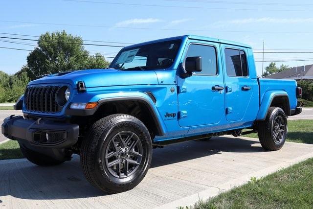 new 2025 Jeep Gladiator car, priced at $46,896
