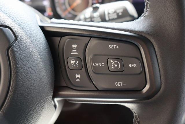 new 2025 Jeep Wrangler car, priced at $52,412