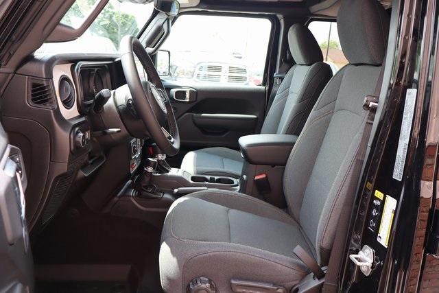 new 2025 Jeep Wrangler car, priced at $52,412