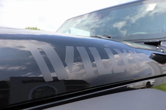 new 2025 Jeep Wrangler car, priced at $52,412