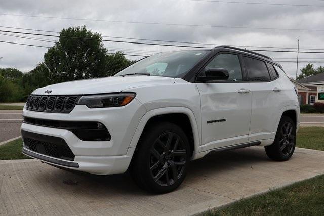 new 2025 Jeep Compass car, priced at $39,110