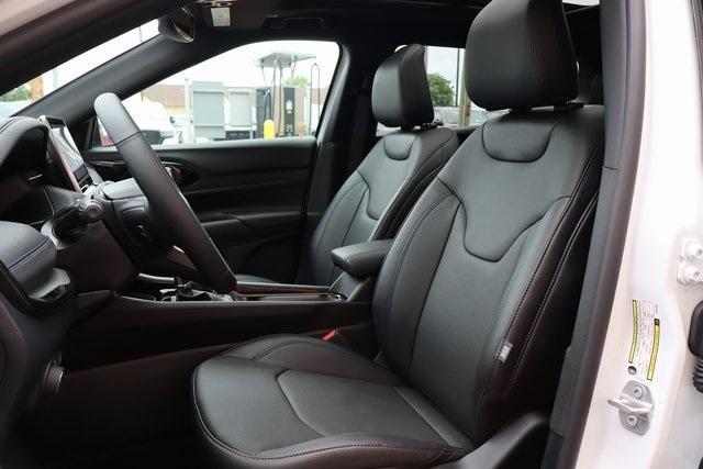 new 2025 Jeep Compass car, priced at $39,110