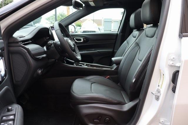 new 2025 Jeep Compass car, priced at $39,110