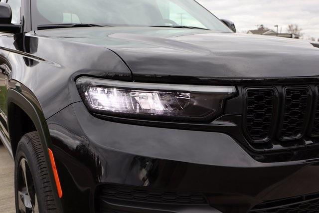 new 2025 Jeep Grand Cherokee car, priced at $43,302
