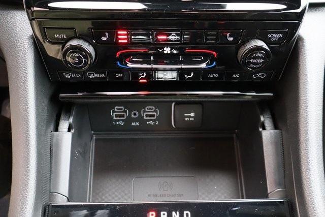 new 2025 Jeep Grand Cherokee car, priced at $43,302