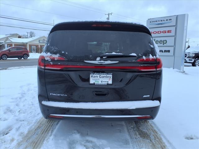 new 2025 Chrysler Pacifica car, priced at $41,831