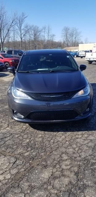 used 2019 Chrysler Pacifica car, priced at $17,900