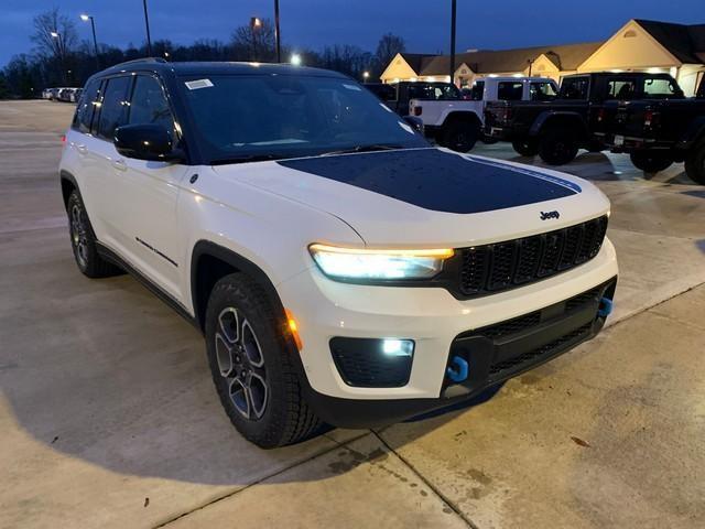 new 2024 Jeep Grand Cherokee 4xe car, priced at $62,711