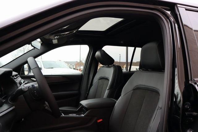 new 2025 Jeep Grand Cherokee car, priced at $43,730