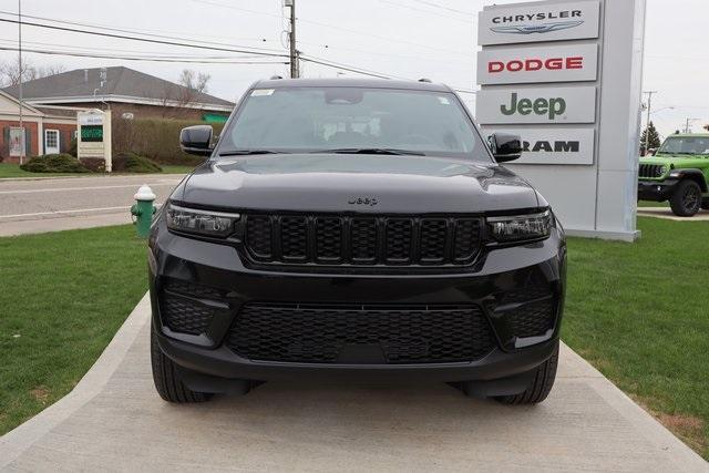 new 2025 Jeep Grand Cherokee car, priced at $43,730