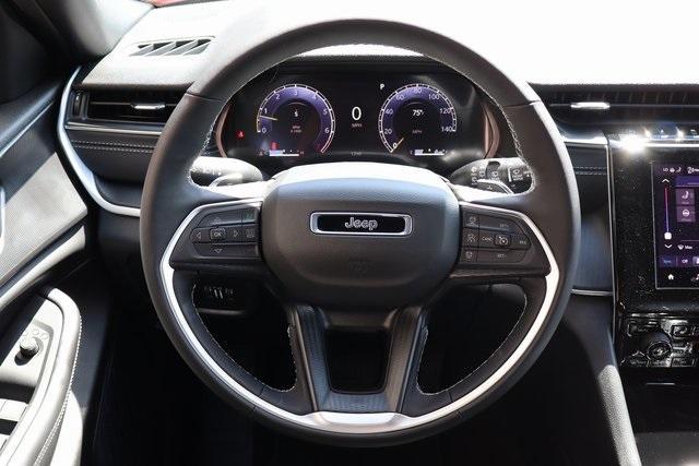 new 2025 Jeep Grand Cherokee L car, priced at $45,769