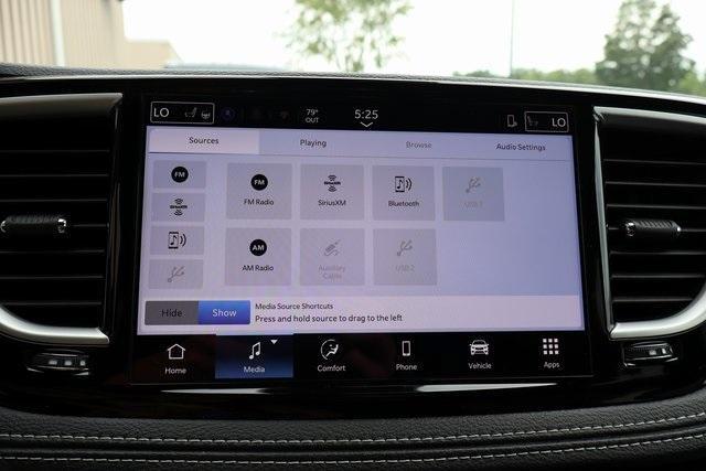 new 2025 Chrysler Pacifica car, priced at $41,201