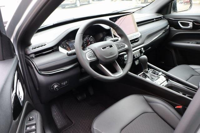 new 2025 Jeep Compass car, priced at $35,073