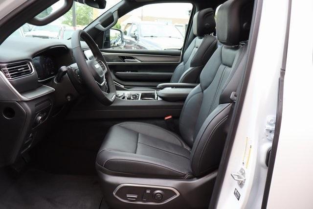 new 2025 Jeep Wagoneer car, priced at $80,075