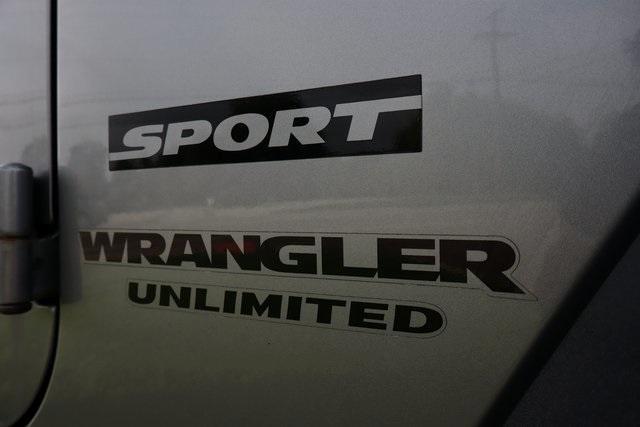 used 2013 Jeep Wrangler Unlimited car, priced at $12,900