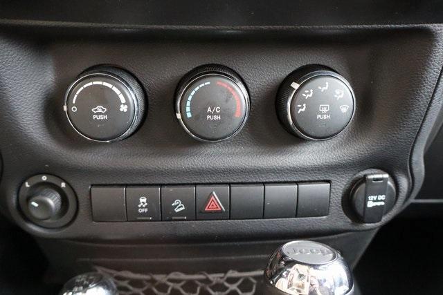 used 2013 Jeep Wrangler Unlimited car, priced at $12,900