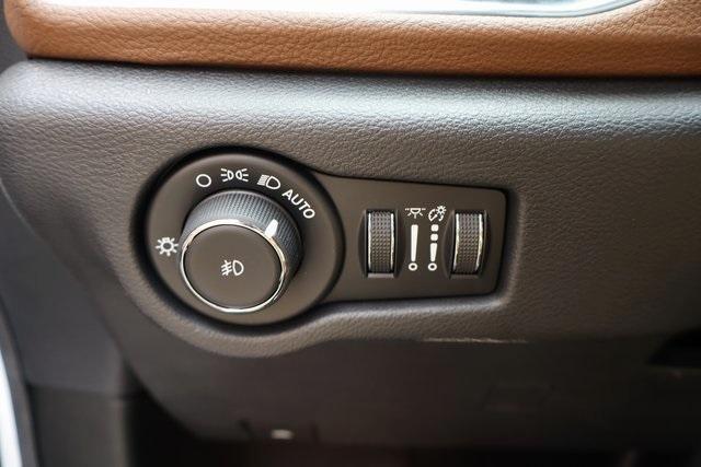 used 2019 Chrysler Pacifica car, priced at $21,900