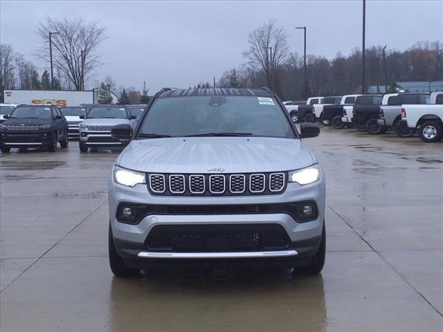 new 2025 Jeep Compass car, priced at $31,125