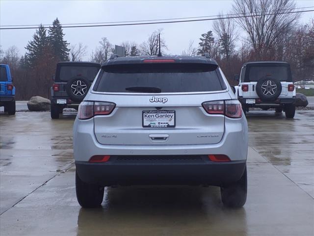 new 2025 Jeep Compass car, priced at $29,625