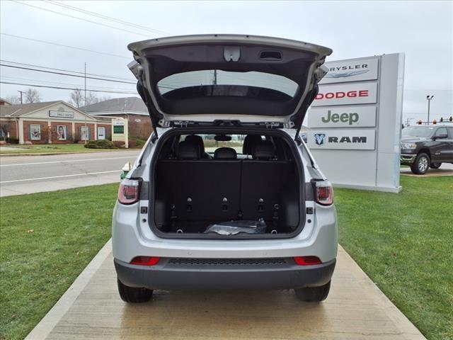 new 2025 Jeep Compass car, priced at $29,625