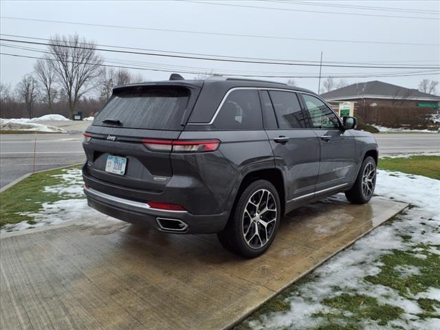 used 2022 Jeep Grand Cherokee car, priced at $41,040