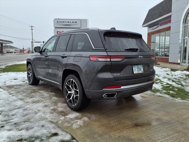 used 2022 Jeep Grand Cherokee car, priced at $41,040