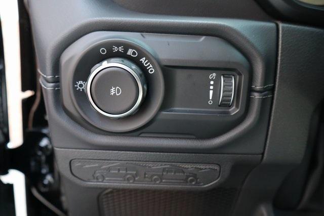 new 2025 Jeep Wrangler car, priced at $53,503