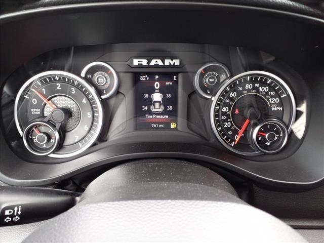 new 2024 Ram 1500 car, priced at $39,951