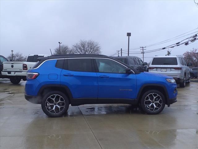 new 2025 Jeep Compass car, priced at $29,625