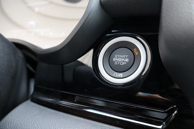 new 2025 Ram 1500 car, priced at $60,091
