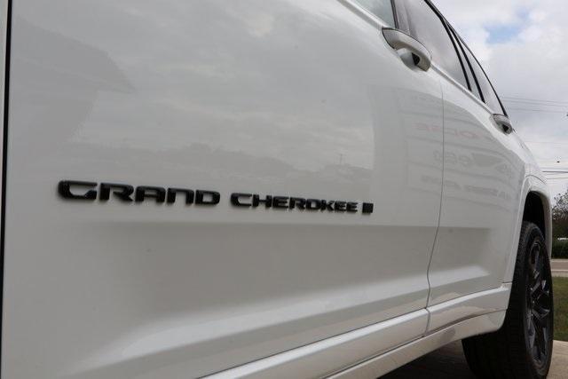 new 2025 Jeep Grand Cherokee car, priced at $67,422
