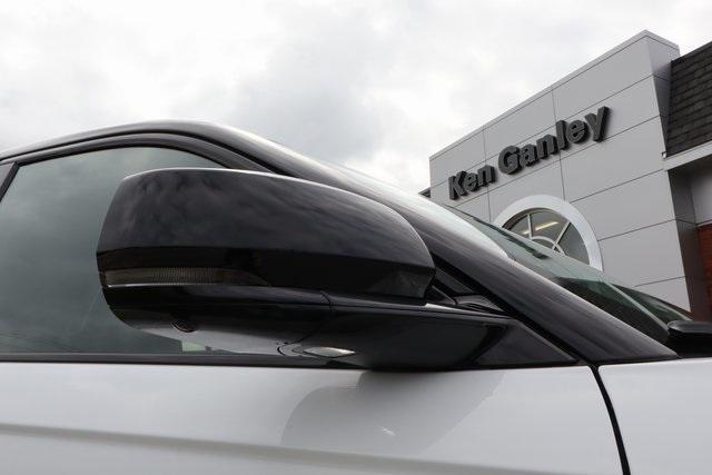 new 2025 Jeep Grand Cherokee car, priced at $67,422