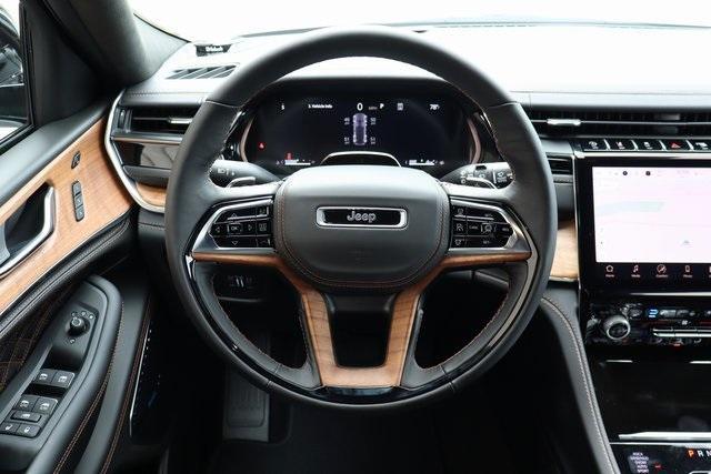 new 2025 Jeep Grand Cherokee car, priced at $67,422