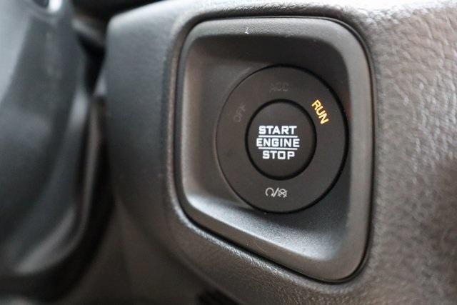 new 2025 Jeep Wrangler car, priced at $40,920