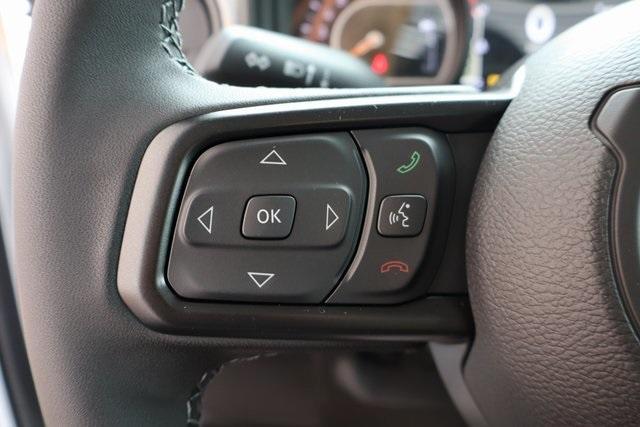 new 2025 Jeep Wrangler car, priced at $40,920