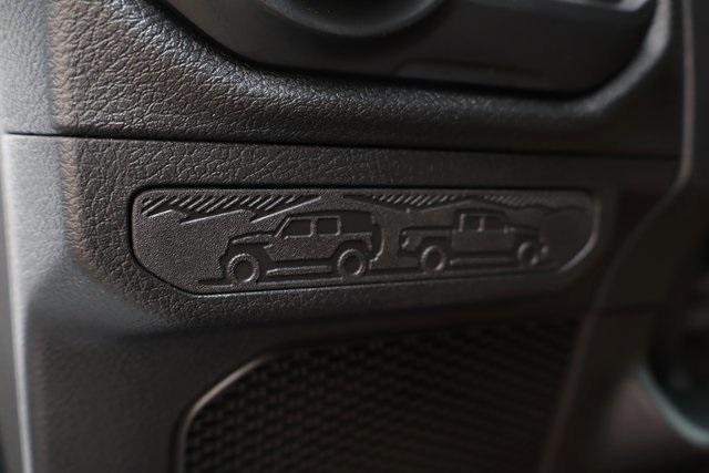 new 2025 Jeep Wrangler car, priced at $40,920