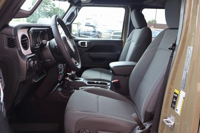 new 2025 Jeep Wrangler car, priced at $52,412