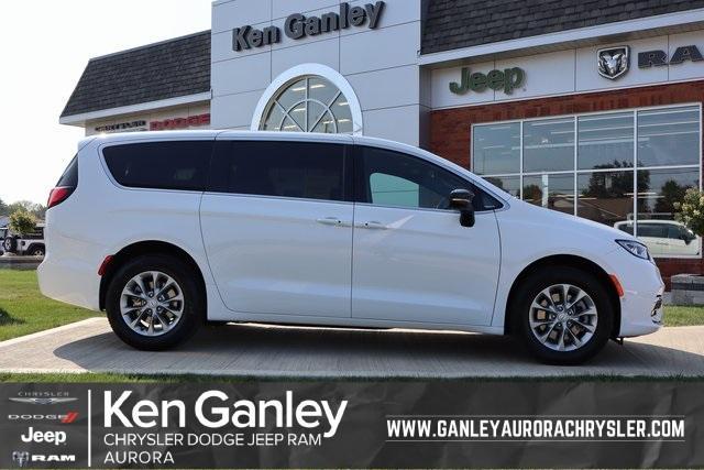 new 2026 Chrysler Pacifica car, priced at $45,317