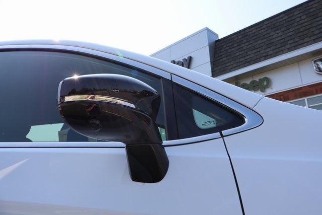 new 2026 Chrysler Pacifica car, priced at $42,817