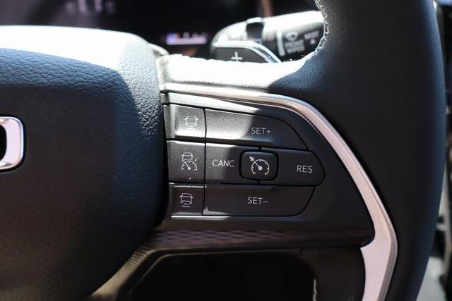 new 2025 Jeep Grand Cherokee car, priced at $42,522