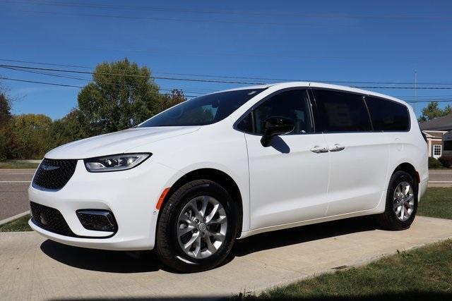 new 2026 Chrysler Pacifica car, priced at $47,228