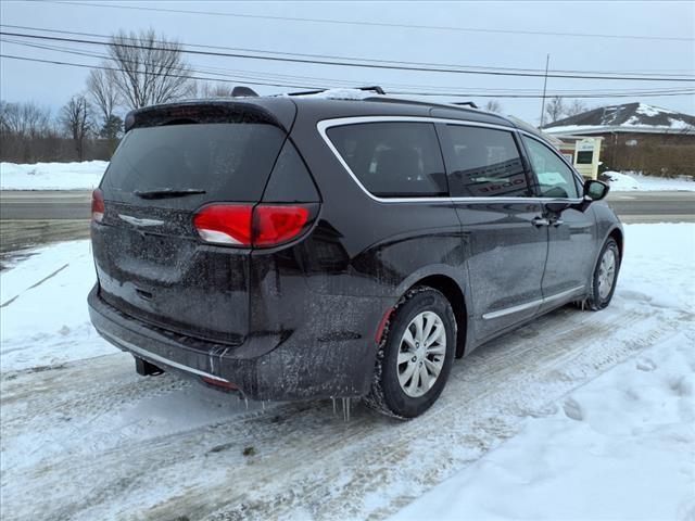 used 2019 Chrysler Pacifica car, priced at $11,867