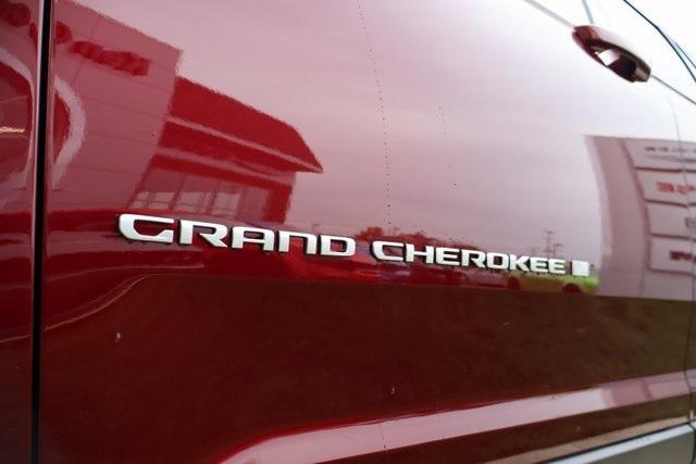 new 2025 Jeep Grand Cherokee car, priced at $48,391